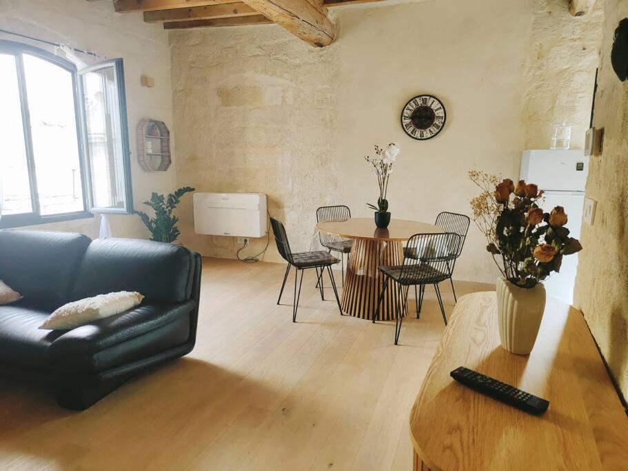 Centre Historique Et Ambiance Pittoresque Villeneuve-les-Avignon Ngoại thất bức ảnh
